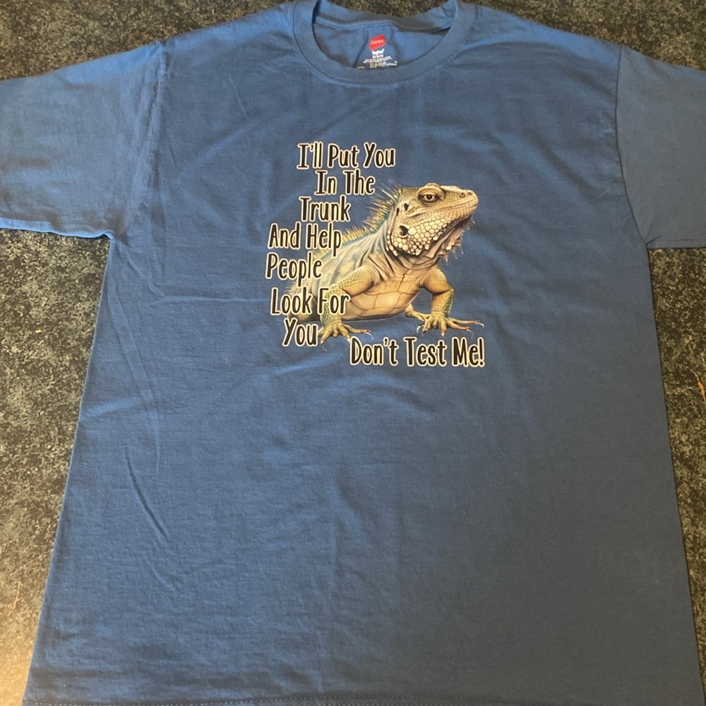 Unisex-NWOT-Hanes Tagless-Blue-M-TShirt”I’ll Put You In The Trunk&Help People Lo